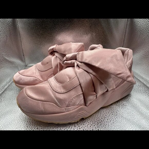 Size 7.5 - PUMA Fenty x Bow Pink W Rihanna Sneakers - Picture 7 of 10